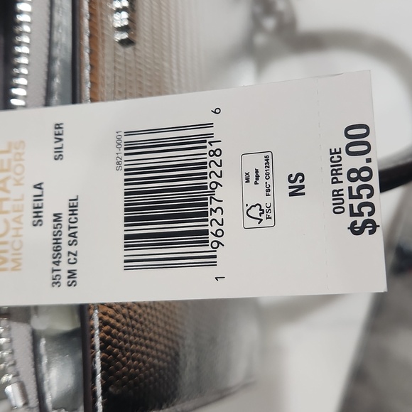 Silver Handbag - Picture 3 of 10